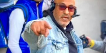 المخرج هاني الشربيني يهنئ الفنان سامح حسين على نجاح برنامج “قطايف” وتكريمه من المسلمانى ووزير الأوقاف