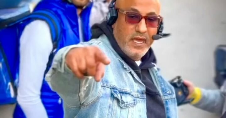 المخرج هاني الشربيني يهنئ الفنان سامح حسين على نجاح برنامج “قطايف” وتكريمه من المسلمانى ووزير الأوقاف