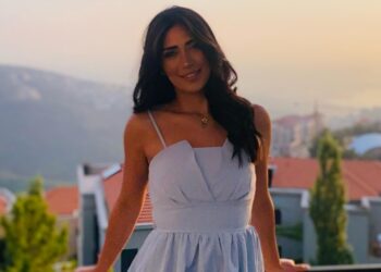 نازك عطالله تستعد لاطلاق أغنيتها ( يا ساكن قلبي )