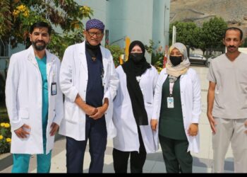 في عملية استغرقت 10 ساعات  تجمع مكة الصحي يزيل ورمًا يزن 400 جرام من رأس معتمرة بمستشفى النور التخصصي