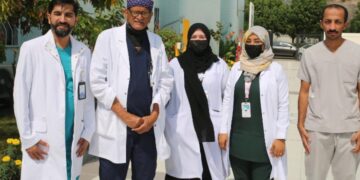 في عملية استغرقت 10 ساعات  تجمع مكة الصحي يزيل ورمًا يزن 400 جرام من رأس معتمرة بمستشفى النور التخصصي