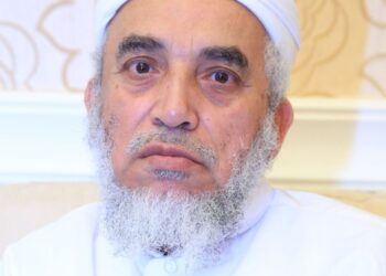 علماء اليمن يثمنون استجابة وزير الشؤون الإسلامية لرغبة الكفيف اليمني باستضافته للحج