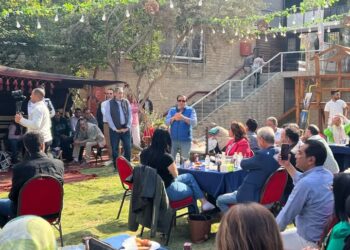 كاترين على ضفاف نيل القاهرة برعاية محافظ جنوب سيناء