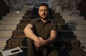 زينلسكي العسكري ..بطل من ورق ..