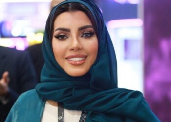 الاعلامية أريج جلال ترفع  التهنئة لخادم الحرمين وولي العهد بمناسبة حلول عيد الفطر المبارك