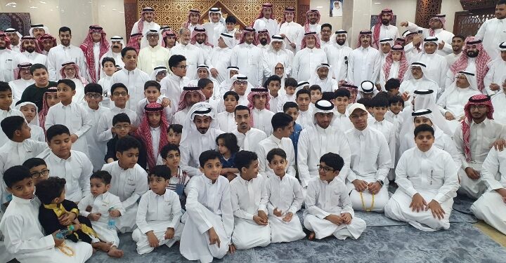 آل غزال تحتفل بعيد الفطر السعيد بالاحساء