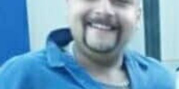 صرخة اب مقهور