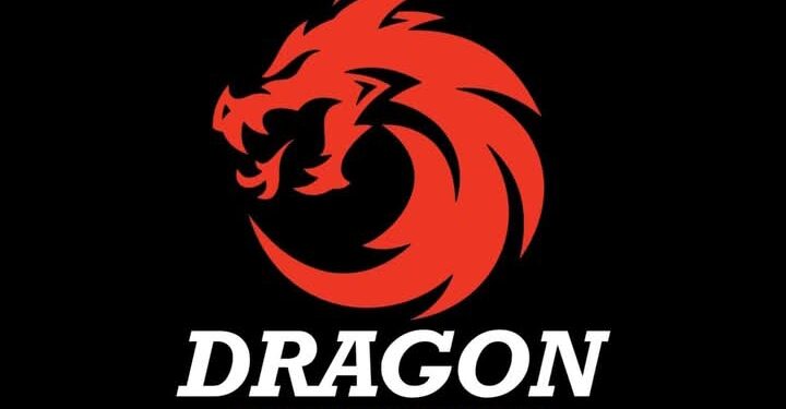 دراجون يشعل الأجواء في الأقصر بعرض خرافي: كل واشرب ببلاش!