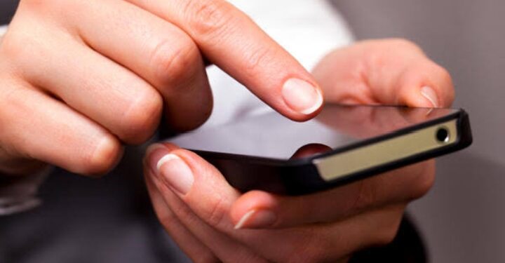 ابتزاز وتهديد بالتشهير.. صحفي معروف ضحية إيصال أمانة منذ 5 سنوات