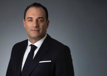 أعلنت ستيلانتيس عن تعيين أنطونيو فيلوزا مديرًا تنفيذيًا جديدًا،