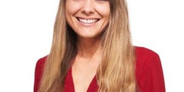 التجارة غير المشروعة: التحدي المتزايد وكيف يمكن للوعي الاستهلاكي أن يقلب الموازين