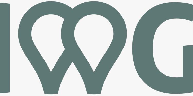 ثلثا المديرين التنفيذيين يتجهون نحو خفض التكاليف واعتماد نماذج العمل الهجين