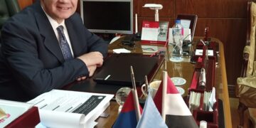 صيدلة الجامعة المصرية الروسية تنظم معرض: “فم أخضر.. حياة صحية”