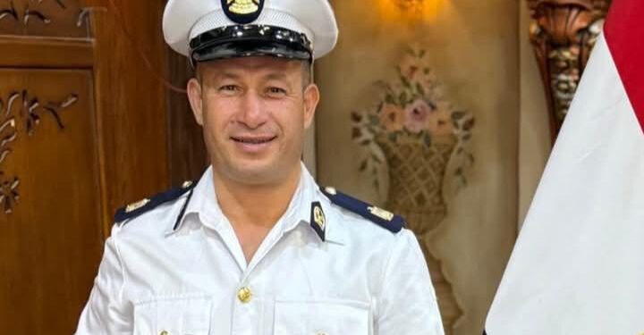 تهنئة الرائد أحمد فاروق الشاهد لتكريمه من السيد وزير الداخلية نموذج يُحتذى في الإخلاص والإنجاز