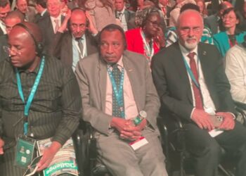 البروفيسور الدخيري يشارك في انطلاق الملتقى الدولي للفلاحة في المغرب بمدينة مكناس