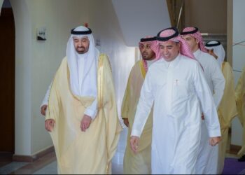 الراجحي يتفقد خدمات مكتب العمل ومركز التأهيل الشامل بالقصيم