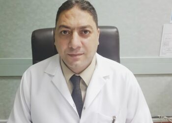 لتسببها في تهيج الأنف والحلق والجهاز التنفسي..د.عادل الشناوي استشاري الصدرية بمستشفيات الحمادي