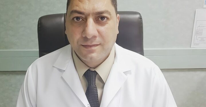 لتسببها في تهيج الأنف والحلق والجهاز التنفسي..د.عادل الشناوي استشاري الصدرية بمستشفيات الحمادي