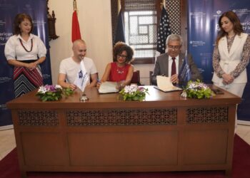 كلية التعليم المستمر بالجامعة الأمريكية بالقاهرة تطلق شهادة “Film Industry Business Certificate” بالتعاون مع  منصة Silver Screen Film School لتأهيل صناع السينما تجاريًا