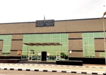 زراعة عدسة بطريقة” يماني تكنيك” في عين ستيني بمستشفى جنوب القنفذة