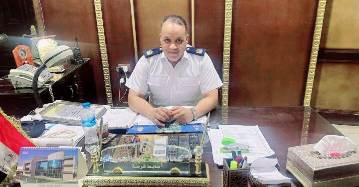 المقدم عماد سعد أفضل شخصية لعام 2024 ونموذج  يُحتذى به في العطاء والانضباط والعمل الوطني بمركز  شرطة طامية