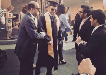 جائزة المفتاح الذهبي العالمي  لمن تمنح ؟