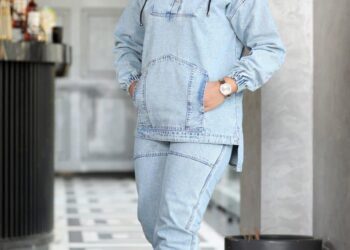 العباءة المصرية بتوقيع مصمم الأزياء أحمد فهيم لها طابع خاص في مهرجان آخر موضه ٢٠٢٥