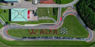 ألفا روميو تدعو عشّاقها من جميع أنحاء العالم إلى أريزي للاحتفال بمرور 115 عامًا على تأسيس العلامة الأسطورية