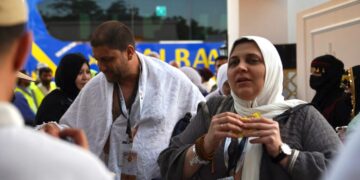 حجاج السياحة في أيدٍ أمينة… والراحة أولويتنا