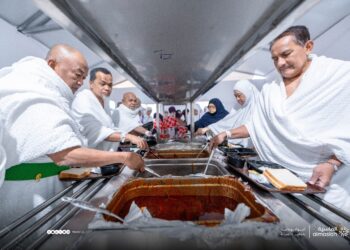 بتنظيم دقيق وخدمات متكاملة.. إستمرار تقديم الخدمات اللازمة لحجاج السياحة بمشعر منى