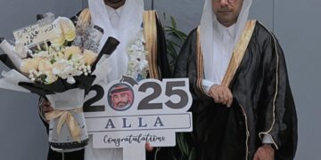 المزراق يحتقل بتخرج إبنه المهندس علاء