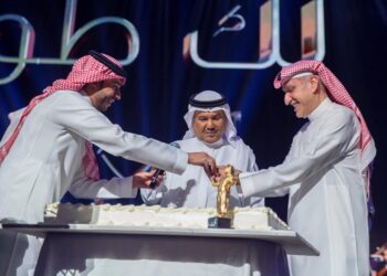 روتانا وأ.سالم الهندي يفاجئان محمد عبده بعيد ميلاده في اضخم “حفلات عيد الاضحى 2025” في “الخبر أرينا”