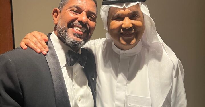 بحفلين في دولتين مختلفتين خلال 48 ساعة  فنان العرب محمد عبده والمايسترو هاني فرحات يحطمان  الأرقام القياسية في حفلات عيد الأضحي 2025