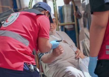 الهلال الأحمر يباشر تنفيذ خطته الميدانية في الحرم المكي ليوم الجمعة