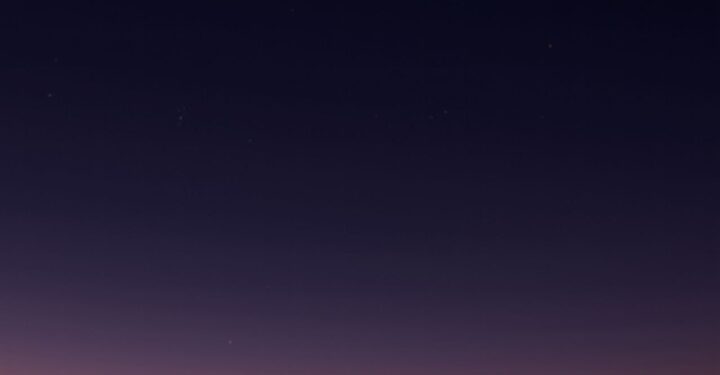 فجر الأحد : اقتران القمر والزهرة