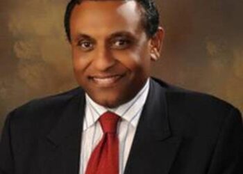 كامل إدريس: الإتصالات والتحول الرقمي أولى مقومات تنمية وبناء الدولة الحديثة