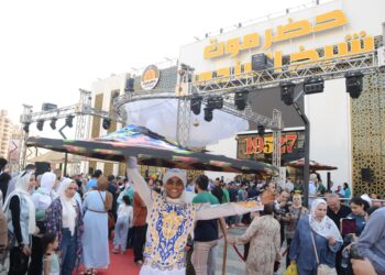 زحام شديد وإقبال غير مسبوق على حضرموت شيخ المندي فرع زهراء المعادي  في أول أيام افتتاحه