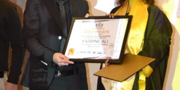 الجامعة البريطانية تكرم الفنانة ياسمين علي بالدكتوراة الفخرية