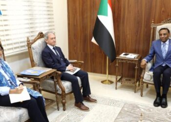  رئيس وزارة السودان ينبِّه منظمات الأمم المتحدة بكارثية الأوضاع الإنسانية بمدينة الفاشر