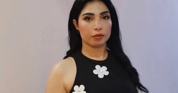 غادة محمود تخطف الأنظار بأحدث إطلالاتها الساحرة وتواصل تألقها الفني