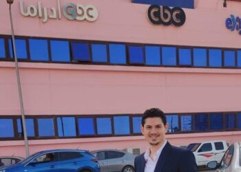 الإعلامي فادي بحر.. نجم السوشيال ميديا الذي يخطف الأنظار بتألقه وإبداعه