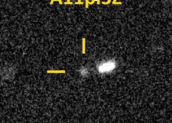 جسم غامض يخترق النظام الشمسي☄️