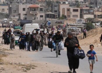 وقف إطلاق النار بعد وابل الصواريخ: تراجع إسرائيلي في غزة تحت ضربات إيران