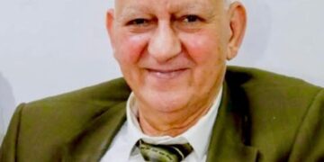 الإعلامية آية الجيار تنعي والد زوجها “عبدالعليم الحمايدي”: كسر قلوبنا برحيله