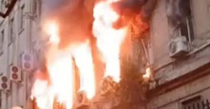 حريق كارثي في سنترال رمسيس يتسبب في شلل جزئي لخدمات الاتصالات بمصر