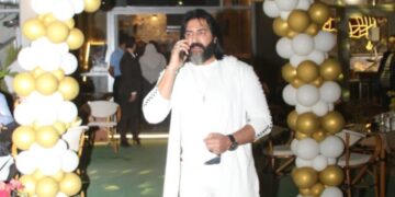 “بهاريز المعز” يستقطب نجوم الفن ويصبح محط أنظار الوسط الإعلامي