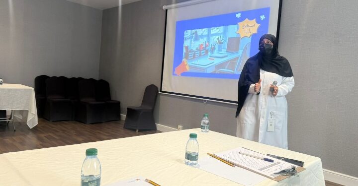 برنامج التثقيف الصحي المكتبي يعزز الثقافة لمنسوبي مؤسسة رعاية الفتيات بالأحساء