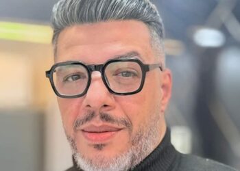 الإعلامي محمد سامي يتألق ضمن لجنة تحكيم مهرجان الصخرة – الموسم الثالث