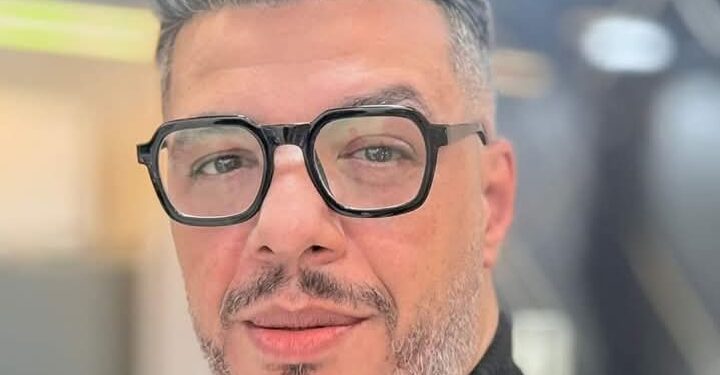 الإعلامي محمد سامي يتألق ضمن لجنة تحكيم مهرجان الصخرة – الموسم الثالث