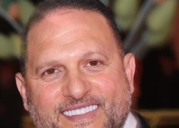 الفنان عماد زيادة أمينًا لشباب القاهرة بحزب الجبهة الوطنية